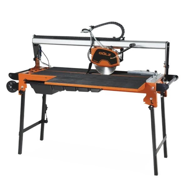 Gölz TS250 profesjonell flissag og bordsag med sammenleggbare ben og transporthjul.