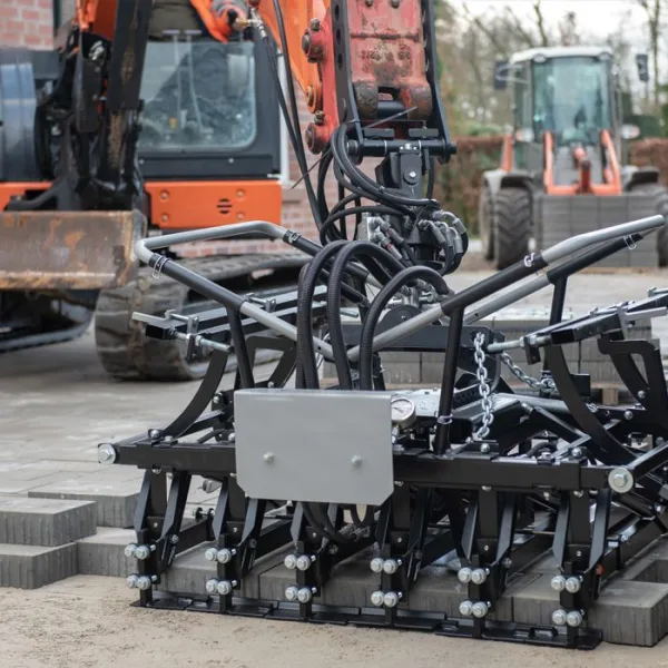 steinlegger_700_1_ Hydraulisk belegningssteinklype