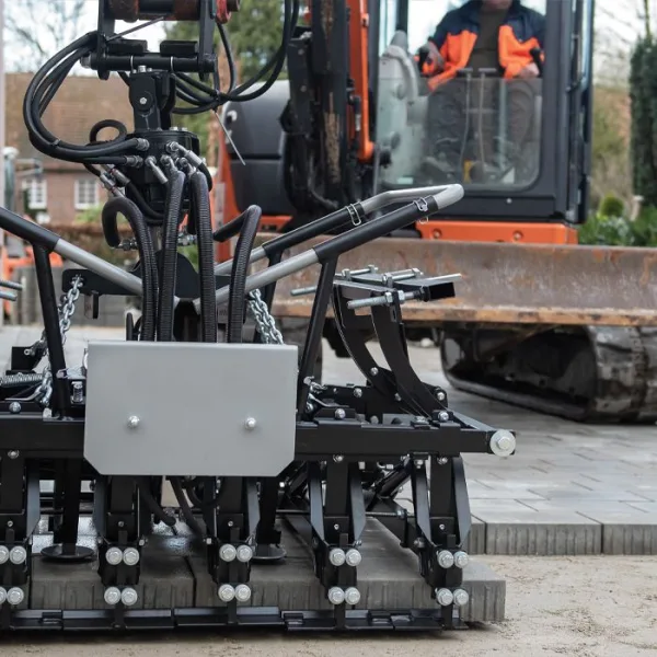 steinlegger_700_2_ Hydraulisk belegningssteinklype