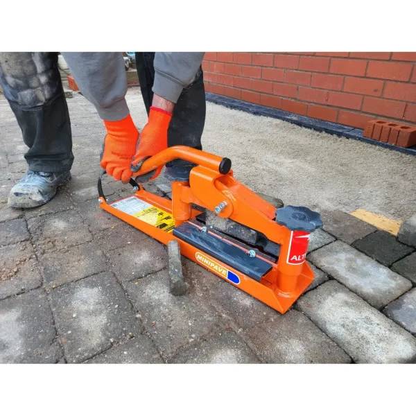 20221101_090500-1100x1100w