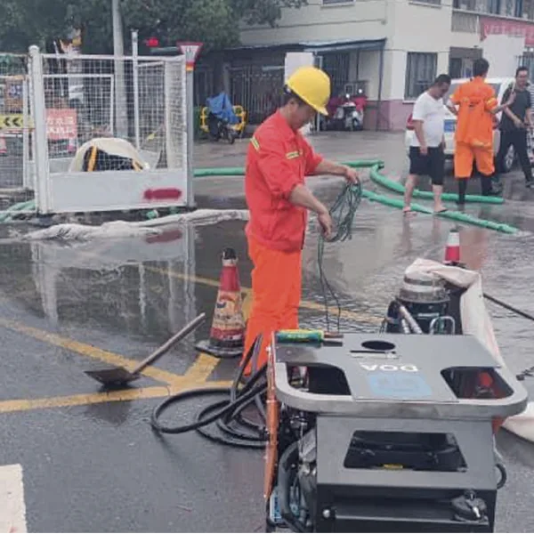 Arbeider som bruker DOA SP46 ATEX senkepumpe