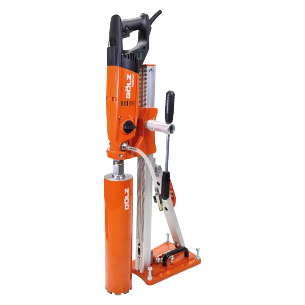 Produktbilde av HDM22 kjernebormskin montert på ett SD160 kjerneborstativ fra Gölz